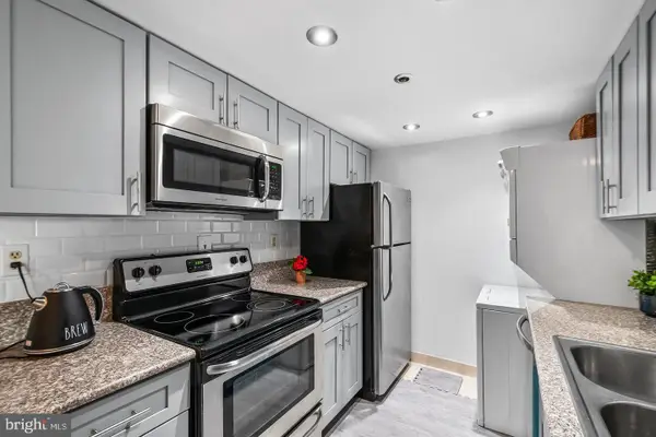 5911 Edsall Rd #608, ALEXANDRIA, VA 22304