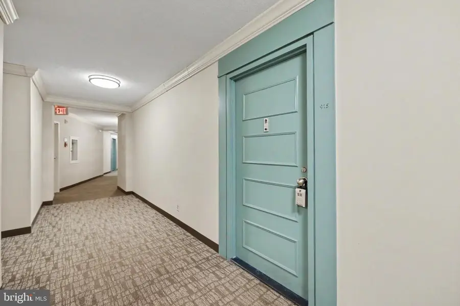 205 Yoakum Pkwy #915, Alexandria, VA 22304 - #3