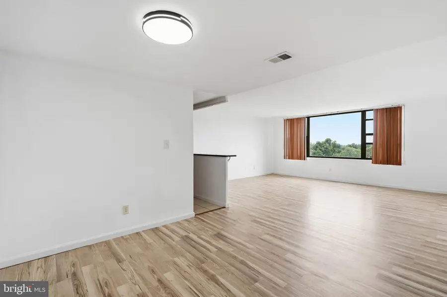 4600 Duke St #706, Alexandria, VA 22304 - #2