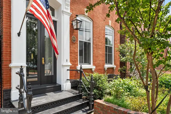 220 S Fairfax St, ALEXANDRIA, VA 22314