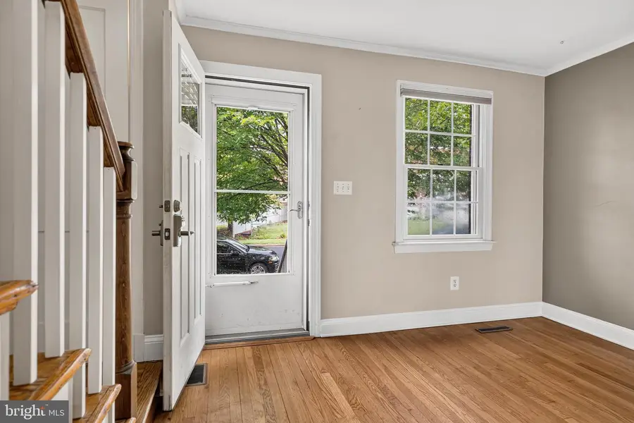 1620 Boyle St, Alexandria, VA 22314 - #2