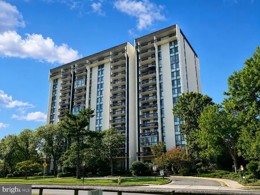 5300 Holmes Run Pkwy #606, Alexandria, VA 22304 - #2