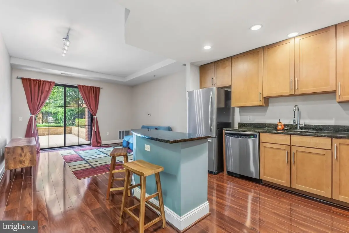 1111 Oronoco #126, Alexandria, VA 22314 - #1
