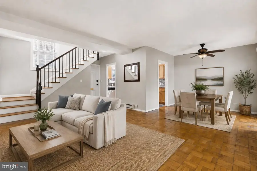 1637 Mt Eagle Pl, Alexandria, VA 22302 - #3