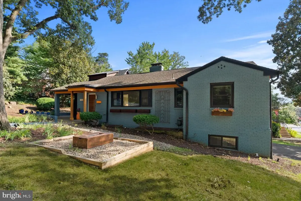 1108 Vassar Rd, Alexandria, VA 22314 - #1