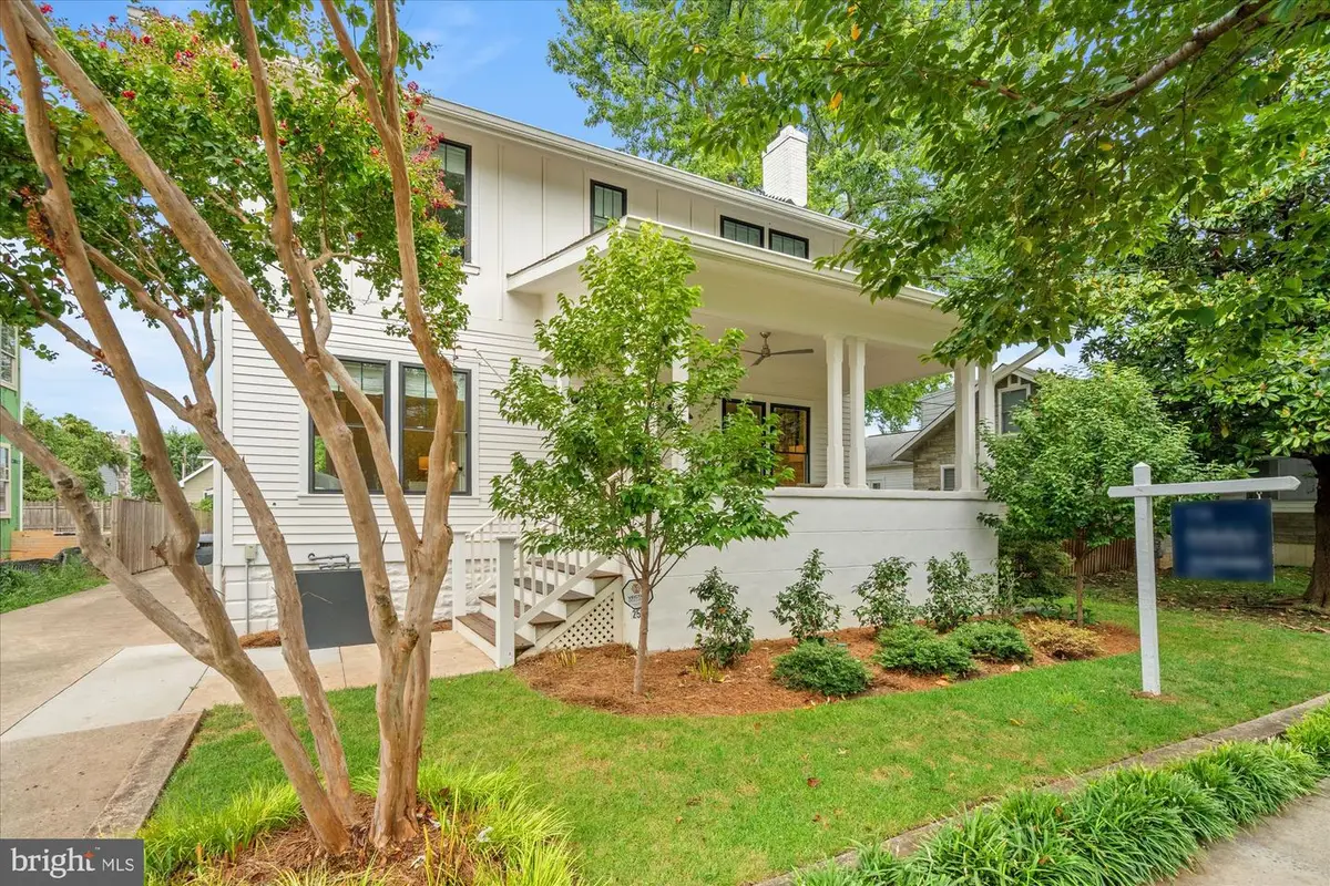 2504 Leslie Ave, Alexandria, VA 22301 - #1