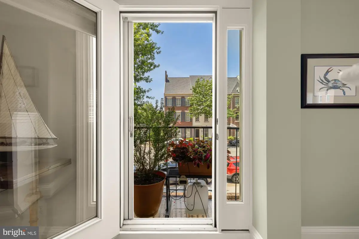 1115 N Pitt St #2b, Alexandria, VA 22314 - #1