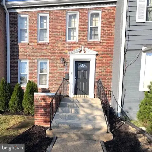 5441 Richenbacher Ave, Alexandria, VA 22304 - #1