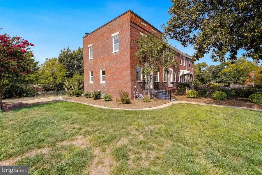 420 Earl St, Alexandria, VA 22314 - #2