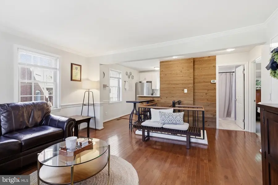 607 Bashford Ln #1, Alexandria, VA 22314 - #2