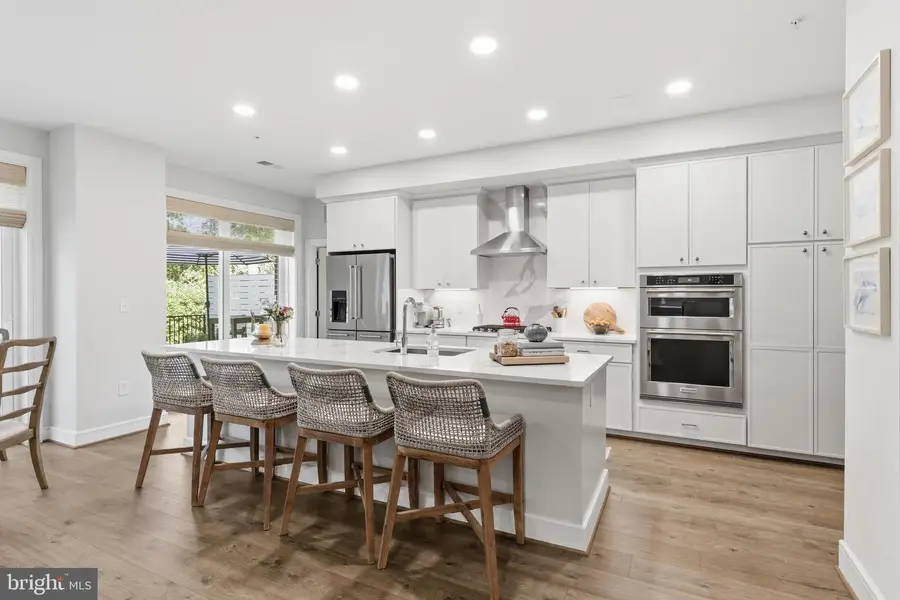 625 Slaters Ln #g-03, Alexandria, VA 22314 - #2