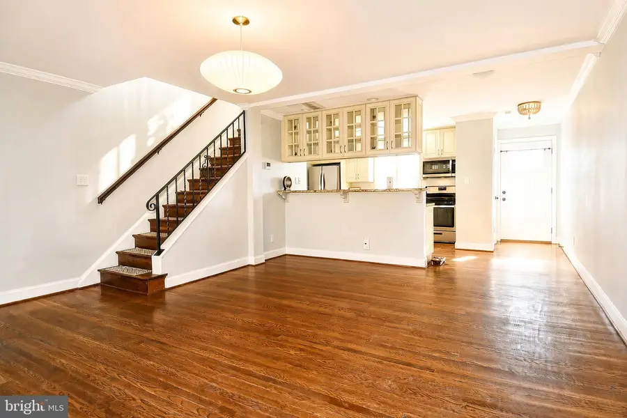 2908 Hickory St, Alexandria, VA 22305 - #3