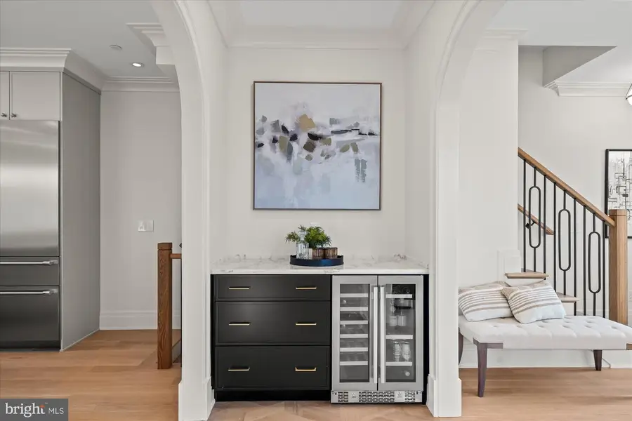 109 N West St, Alexandria, VA 22314 - #2