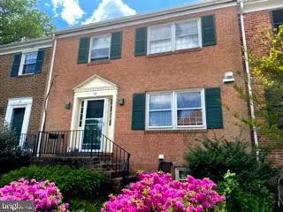 13 E Cliff St, Alexandria, VA 22301 - #1