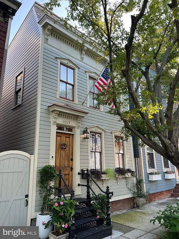 1015 Queen St, ALEXANDRIA, VA 22314