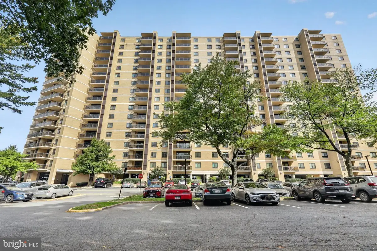 307 Yoakum Pkwy #622, Alexandria, VA 22304 - #1