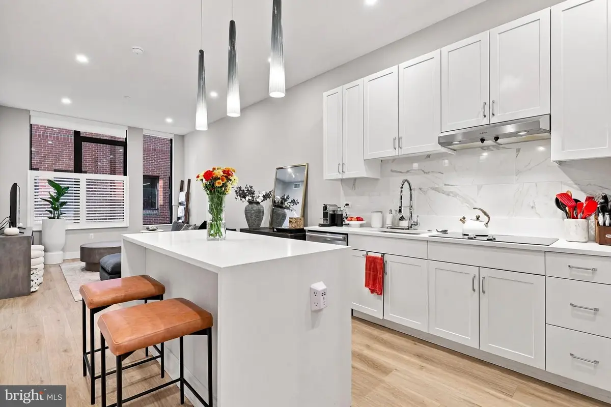 801 N Fairfax St #217, Alexandria, VA 22314 - #1
