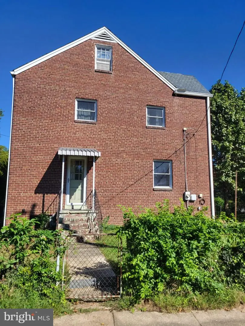 2200 & 2202 Scroggins Rd, Alexandria, VA 22302 - #3