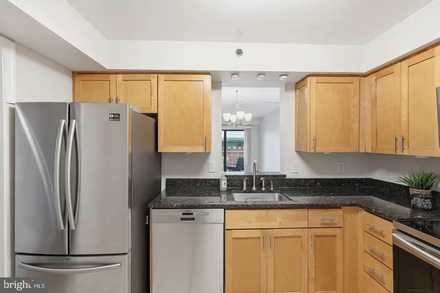 610 N West St #303, Alexandria, VA 22314 - #3