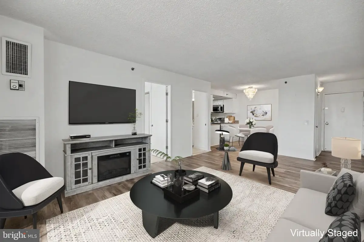 5911 Edsall Rd #ph10, Alexandria, VA 22304 - #1