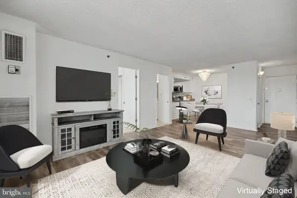 5911 Edsall Rd #ph10, ALEXANDRIA, VA 22304
