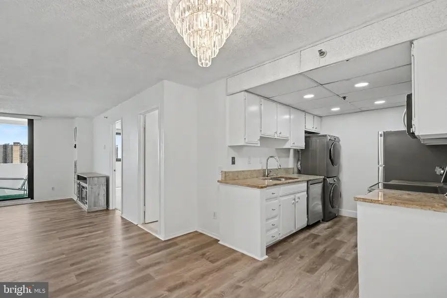 5911 Edsall Rd #ph10, Alexandria, VA 22304 - #3
