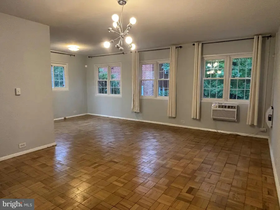 3302 Coryell Ln, Alexandria, VA 22302 - #3