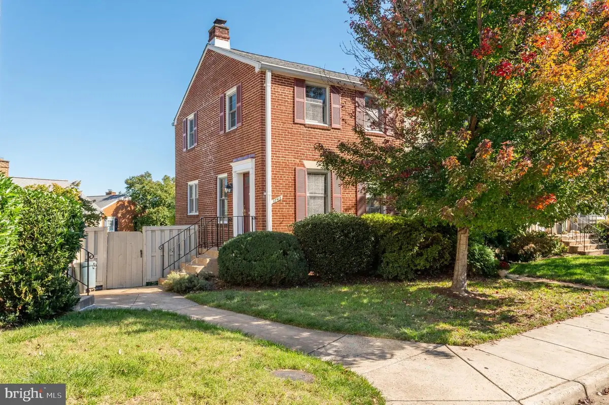 3743 Keller Ave, Alexandria, VA 22302 - #1