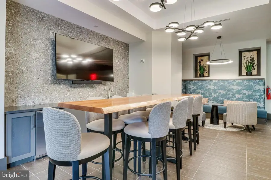 3101 N Hampton Dr #410, Alexandria, VA 22302 - #3