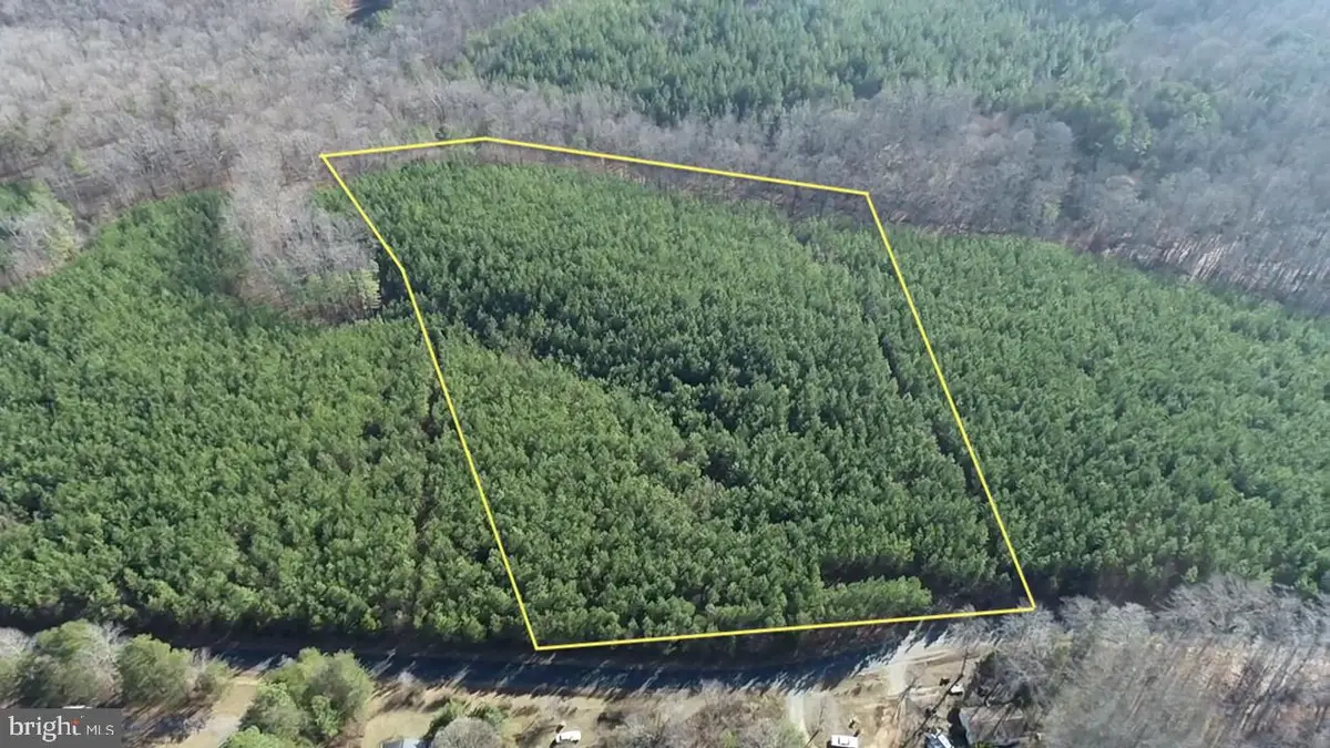 Lot C2 Hardware Rd, Arvonia, VA 23004 - Image #1