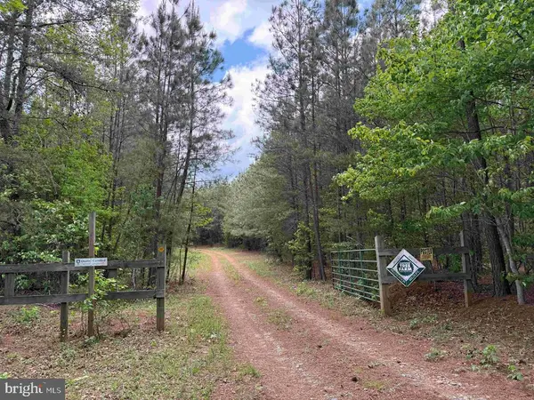 Bell Road (tract: Moore North), DILLWYN, VA 23936