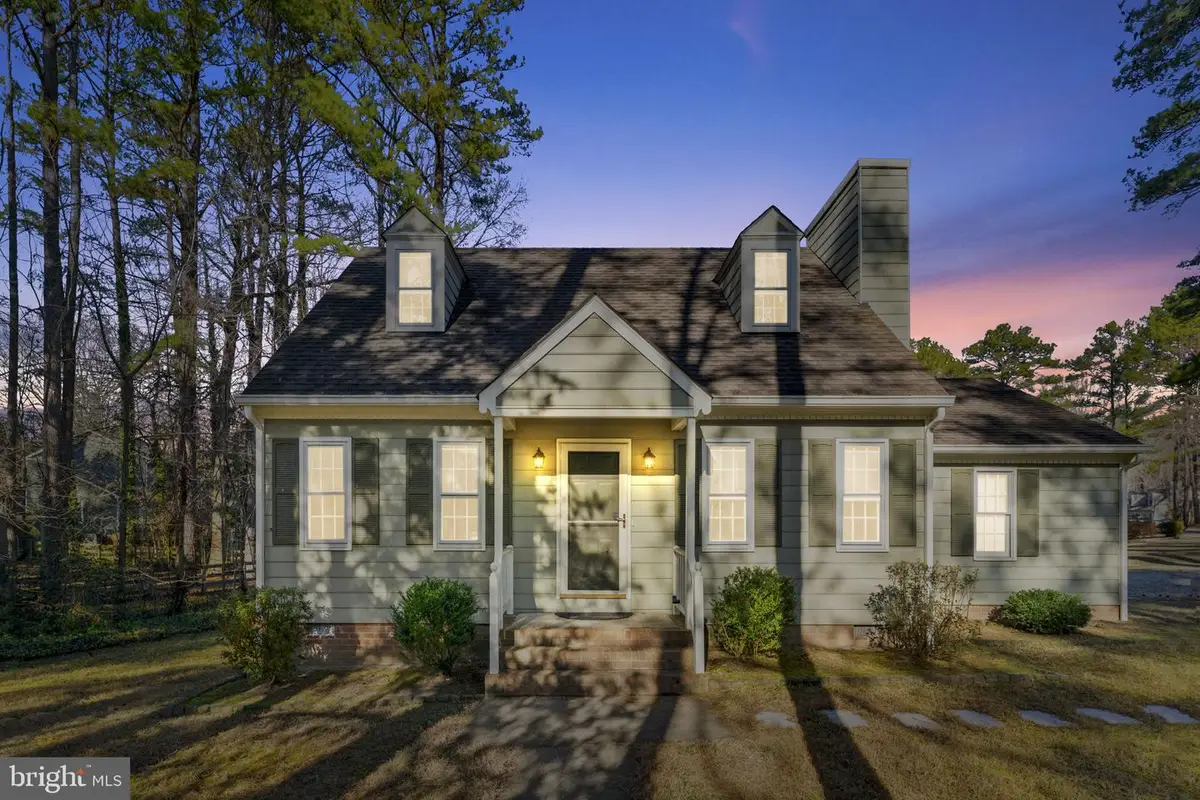 4236 Gloucestershire St, North Chesterfield, VA 23236 - Image #1