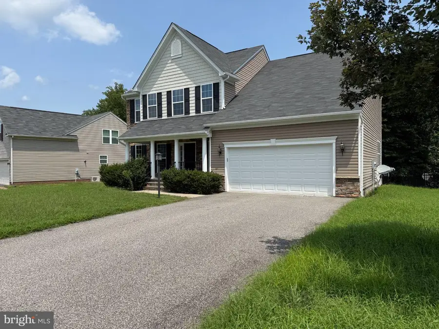 10007 Ethens Castle Dr, Chester, VA 23831 - #2
