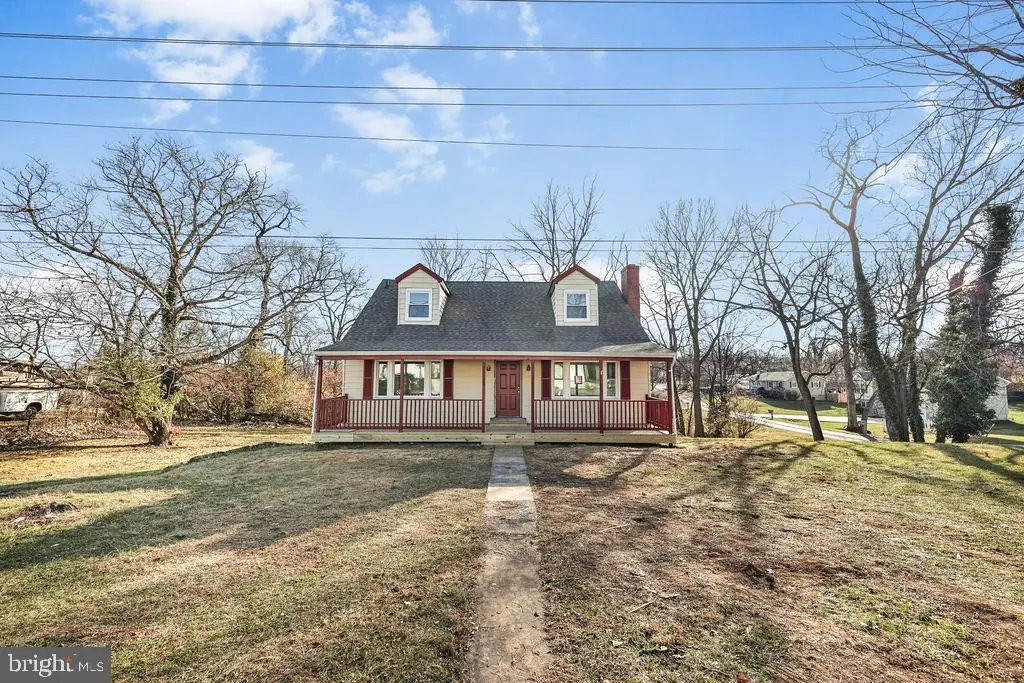 201 N Greenway Ave, Boyce, VA 22620 - Image #1