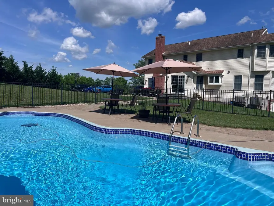 136 Rose Hill Ln, Berryville, VA 22611 - Image #2