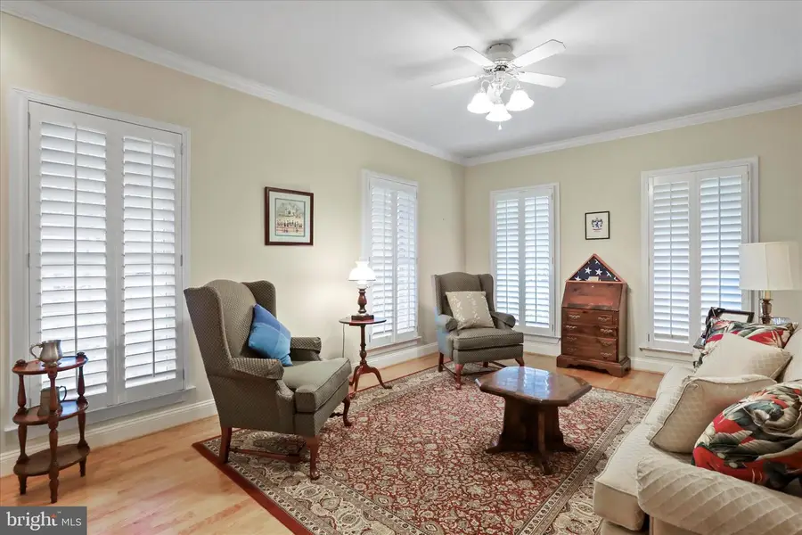 205 Henderson Ct, Berryville, VA 22611 - Image #2