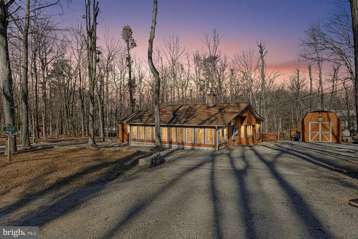 558 Hemlock Ln, Bluemont, VA 20135 - Image #1