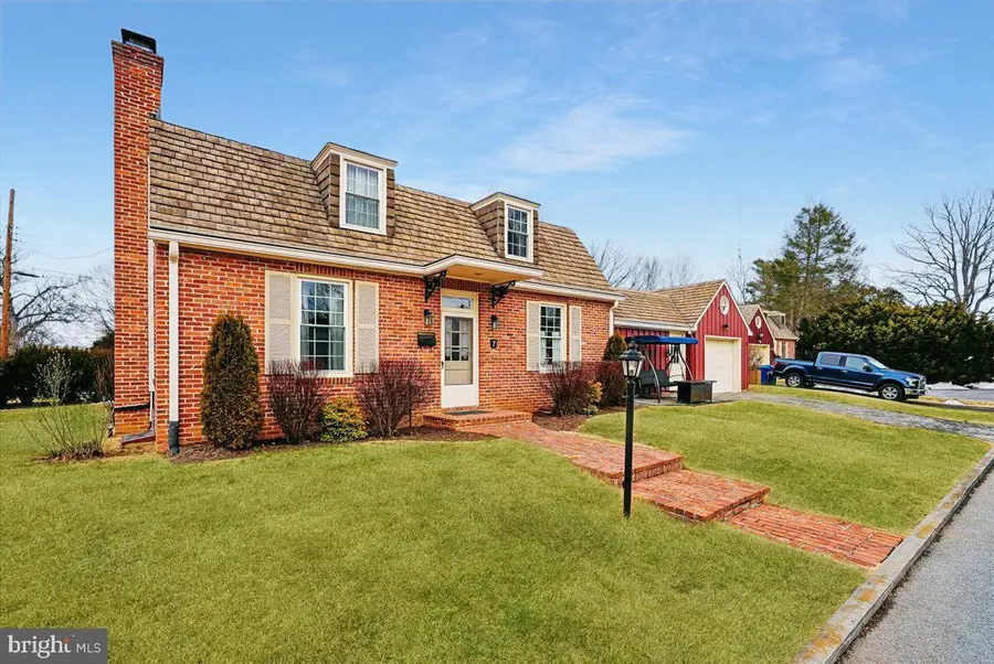 7 Academy Ct, Berryville, VA 22611 - #2