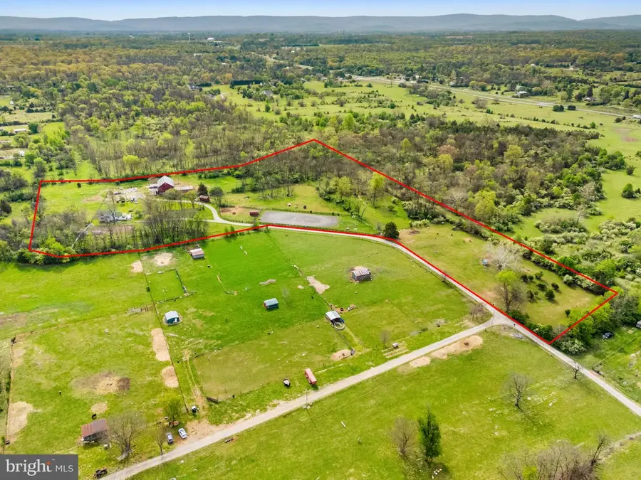 420 Russell Rd, Berryville, VA 22611 - #2