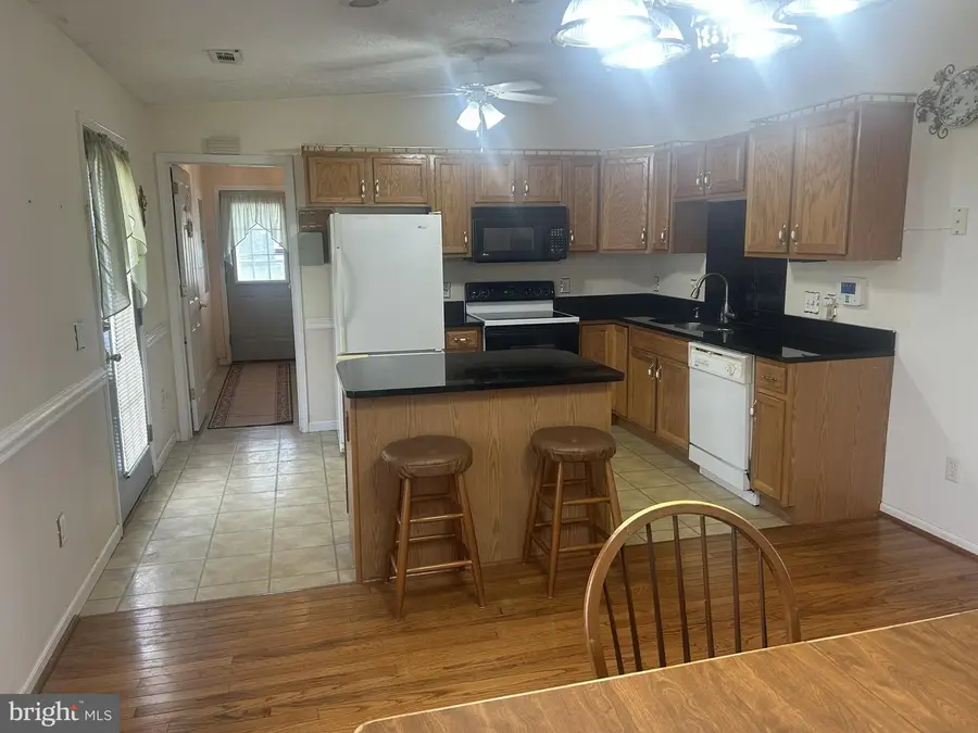 300 E Fairfax St, Berryville, VA 22611 - #2