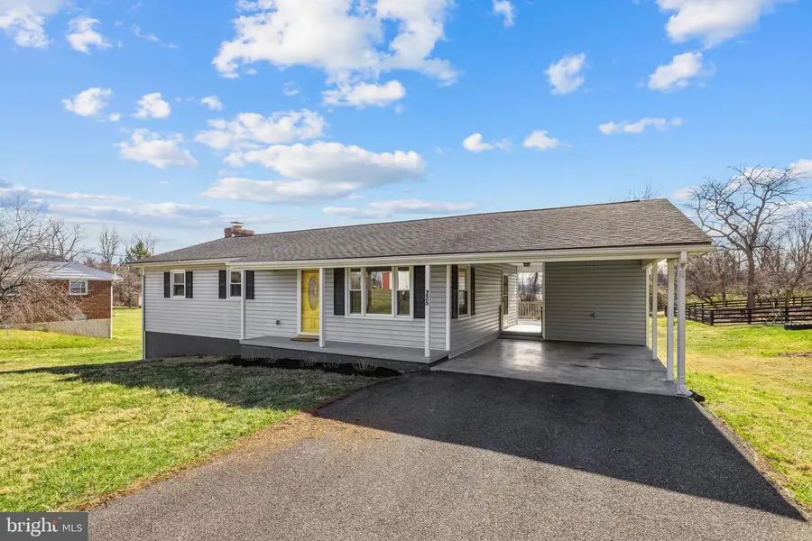 225 Possum Hollow Ln, Berryville, VA 22611 - #2