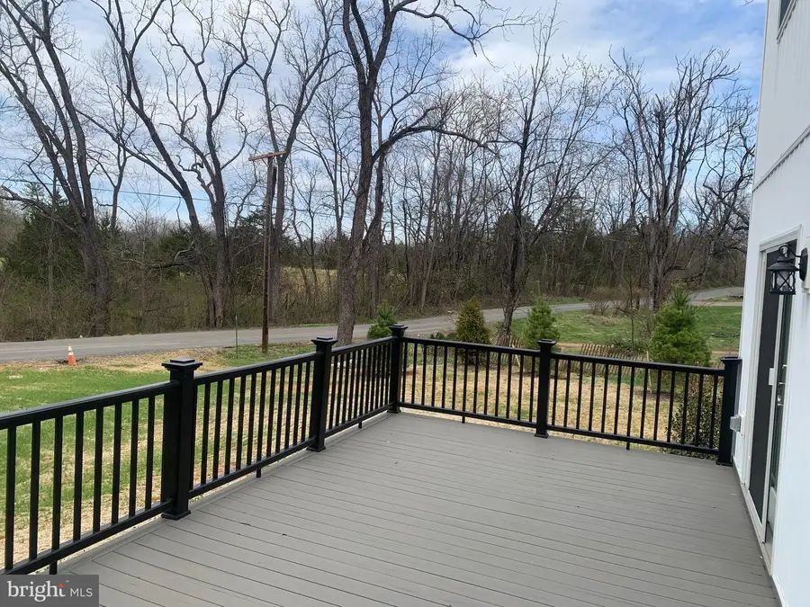 436 Summerville Rd, Boyce, VA 22620 - #2