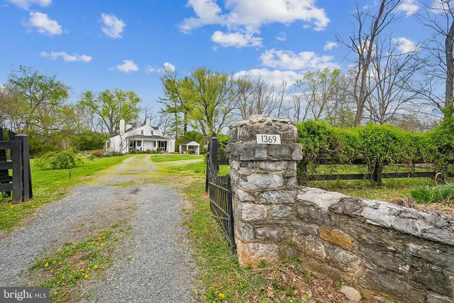 1369 Old Chapel Rd, Boyce, VA 22620 - #2