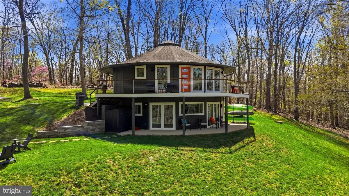 3784 Calmes Neck Ln, Boyce, VA 22620 - #1