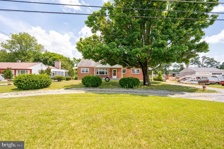 6073 Lord Fairfax Hwy, Berryville, VA 22611 - #2