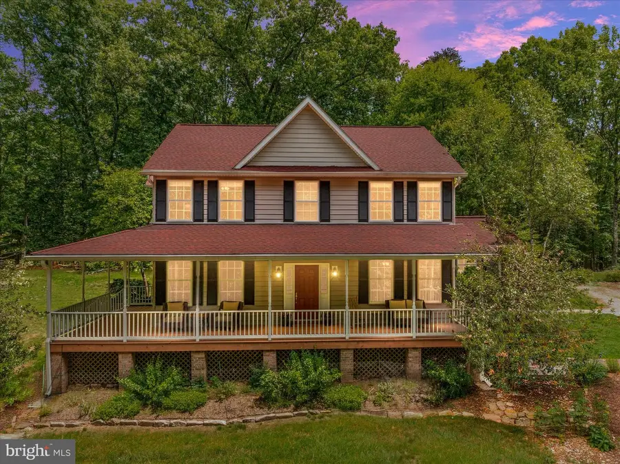 355 Duke Ln, Bluemont, VA 20135 - #3