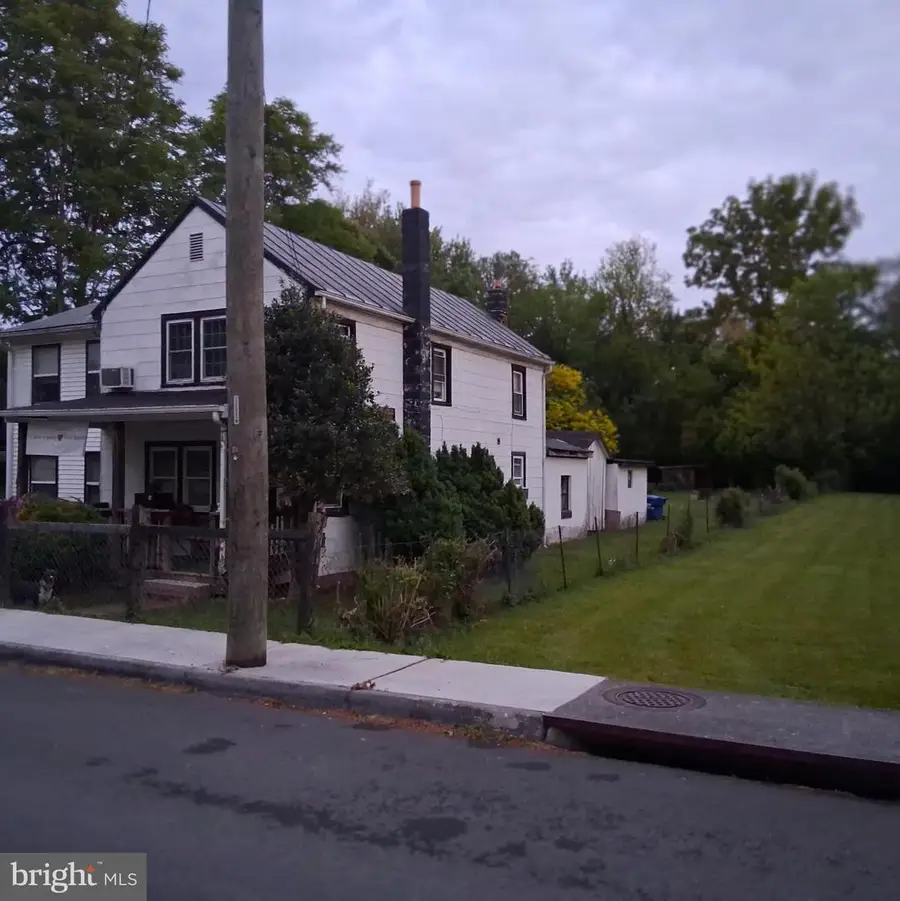 113 Josephine St, Berryville, VA 22611 - #3