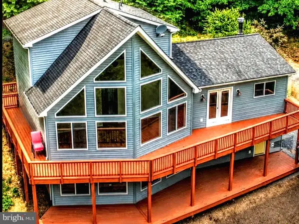 250 Lafayette Ln, PARIS, VA 20130
