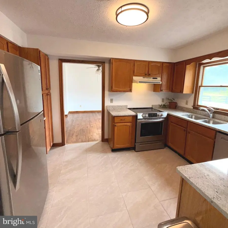 1503 Senseny, Berryville, VA 22611 - #3