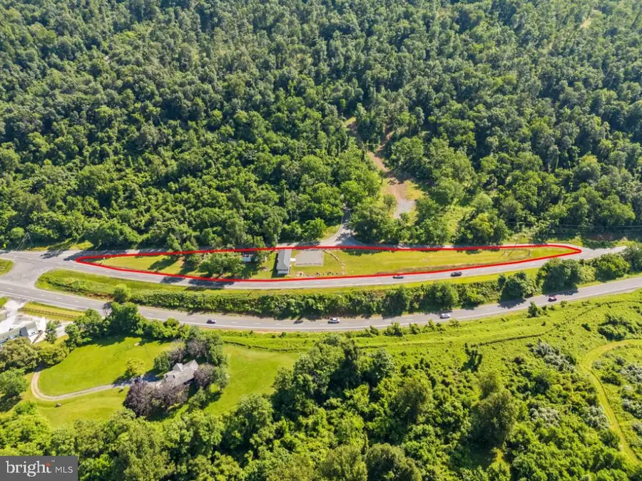 22540 Blue Ridge Mountain Rd, Paris, VA 20130 - #3